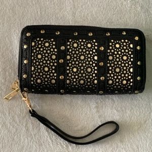NWOT Under One Sky  wallet black and gold